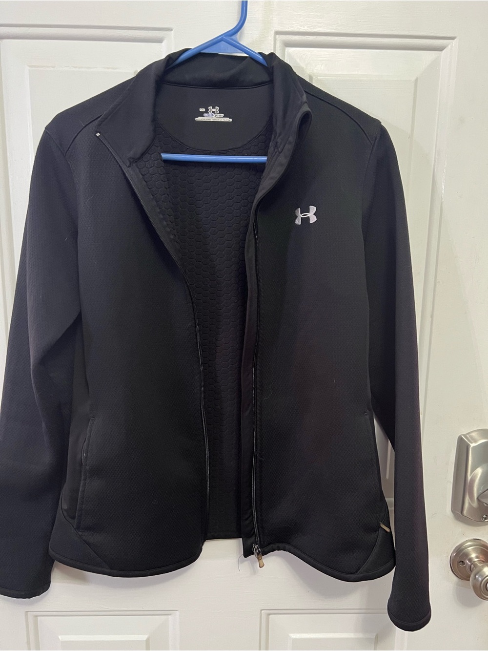 Under Armour ColdGear Women’s Medium Black Full Zip Jacket Textured Fleece